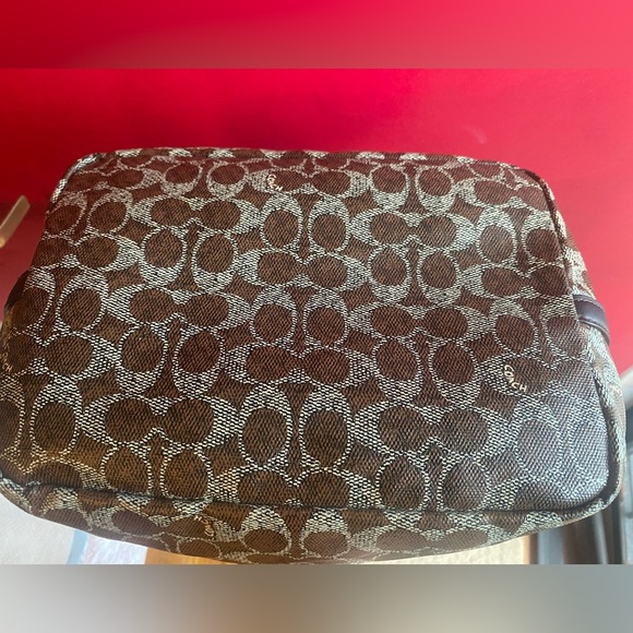 Coach Taxi Zip Tote Signature coated canvas Brown/grey with Leather Brown Trim - Picture 7 of 10